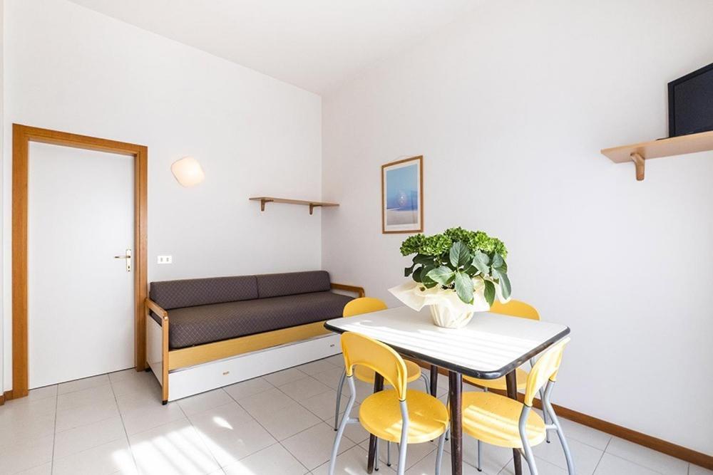 Residence Caterina Cattolica Ngoại thất bức ảnh